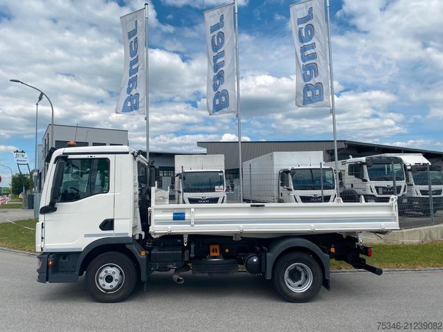 Tipper truck MAN TGL 12.250/Kipper/NL6,3To/Klima/Nur 55 tkm/Top