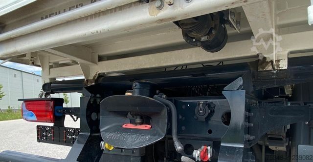 Tipper truck MAN TGL 12.250/Kipper/NL6,3To/Klima/Nur 55 tkm/Top