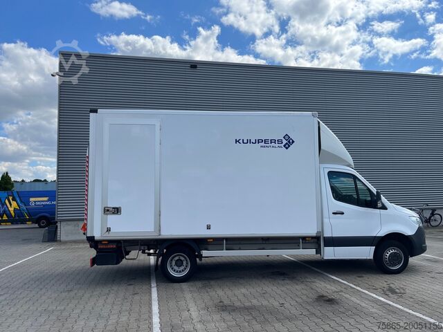 Koffer Mercedes-Benz Sprinter 515 1.9 CDI / Box 4.4 mtr / Laadklep /...