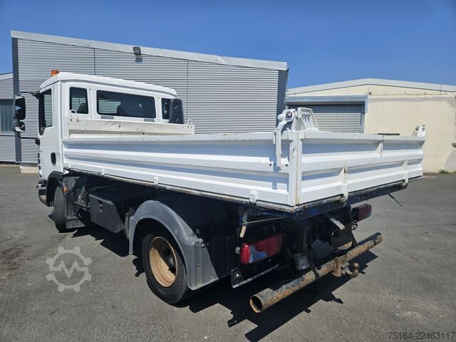 Basculante trilateral MAN TGL 8.220 4x2 BB