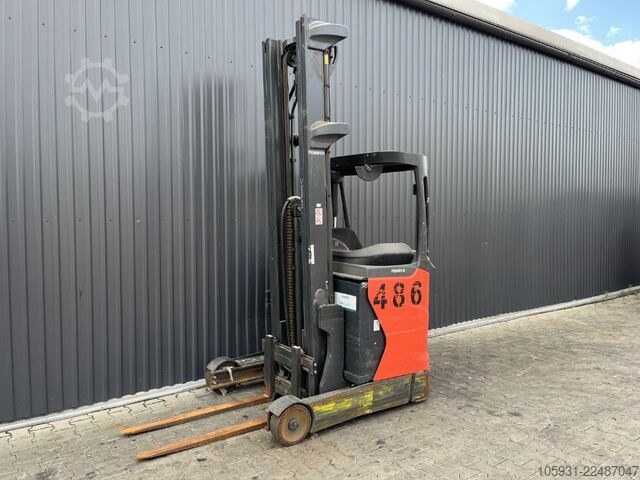 Tolóoszlopos targoncá Linde R12B-01