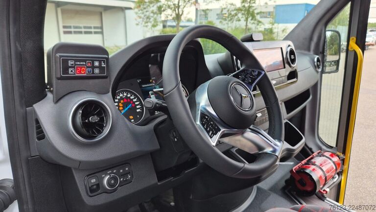 Minibusz MERCEDES-BENZ Sprinter 420 Elektro bis zu 19 Schlafsessel