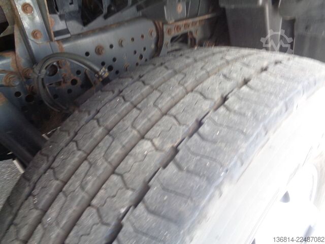 Drikkevarelastbil MERCEDES-BENZ Actros 2542 L 7,3 M Schwenkwand LBW Heizung