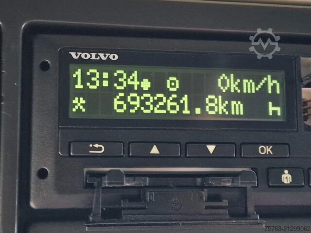 Standaard-SZM Volvo FH 13.460 Globetrotter 4x2 - I Save - Custom in...