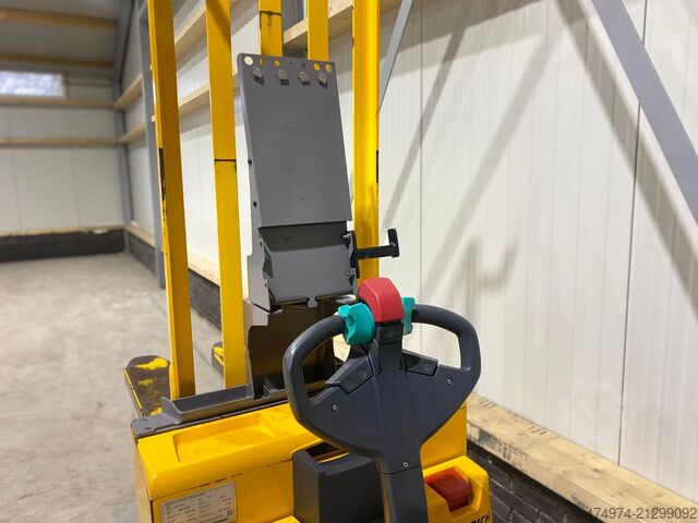 Handmatige stapelaar Jungheinrich EJE C20