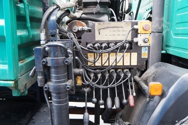 Driezijdige kipper MAN Dreiseitenkipper MAN 7731 mit Kran