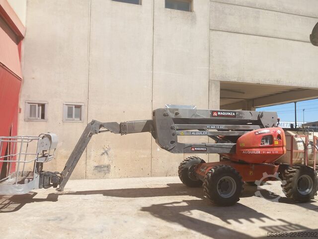 Knikarmhoogwerker Manitou 180ATJ