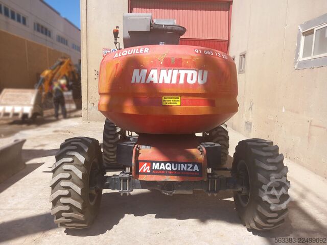 Knikarmhoogwerker Manitou 180ATJ
