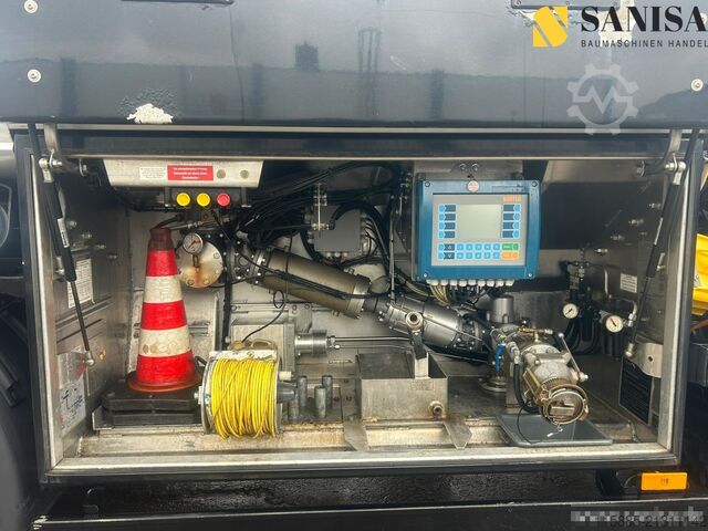 LKW mit Tankaufbau Mercedes-Benz Actros 3241/Esterer/8x2/Disel+Benzin/ADR