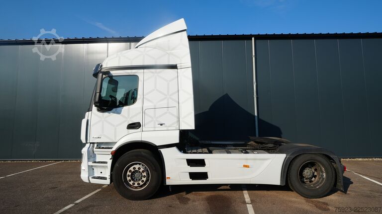 Standard-SZM Mercedes-Benz ACTROS 1936 tractor unit