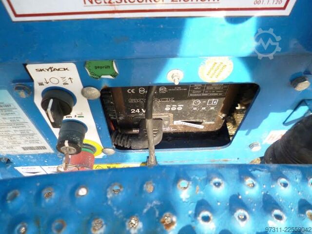 Makaslı kaldırma SkyJack SJIII 3219