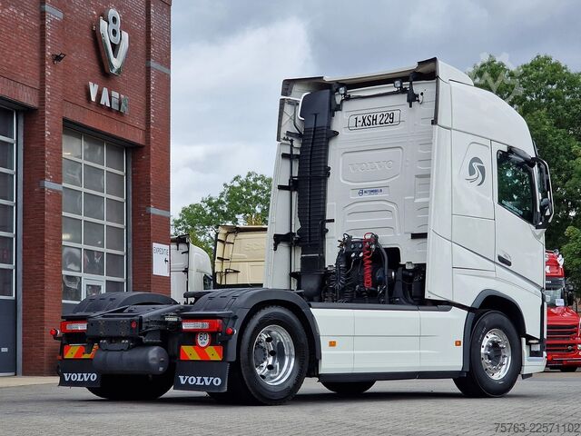 Standard-SZM Volvo FH 13.460 Globetrotter 4x2 - Full spoiler - 2x ...