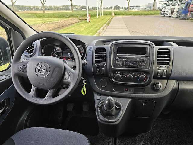 Személyszállítás OPEL VIVARO 1.6 L1 Combi 9p Airco