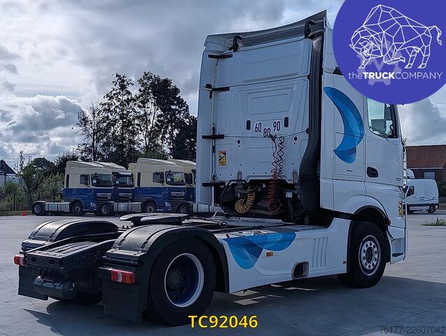 Standart-SZM Mercedes-Benz Actros 1846