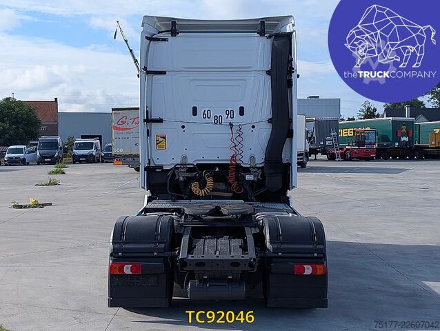 Standart-SZM Mercedes-Benz Actros 1846