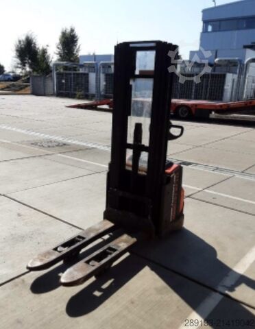 Handmatige stapelaar Toyota BT SWE 120 L Elektro