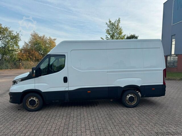 Dobozos furgon IVECO Daily 35S14 Hi-Matic Kastenwagen *Klima*Tempomat