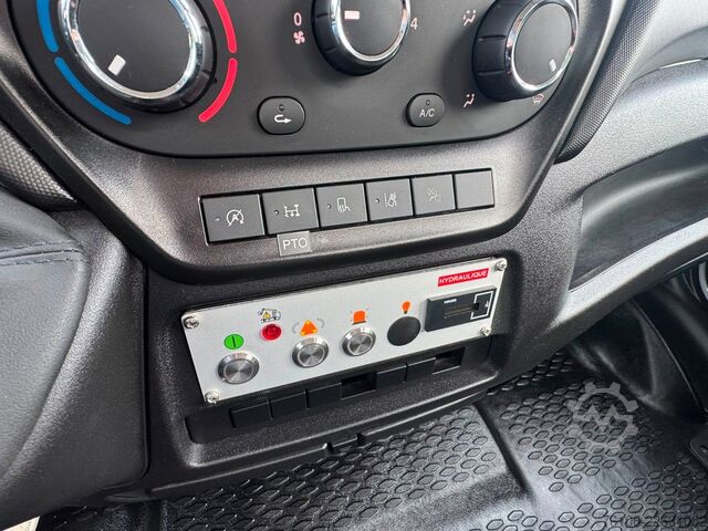 Teherautóra szerelt munkaállvány IVECO Daily 35S14 Hubarbeitsbühne KLUBB K26 *12 Meter*