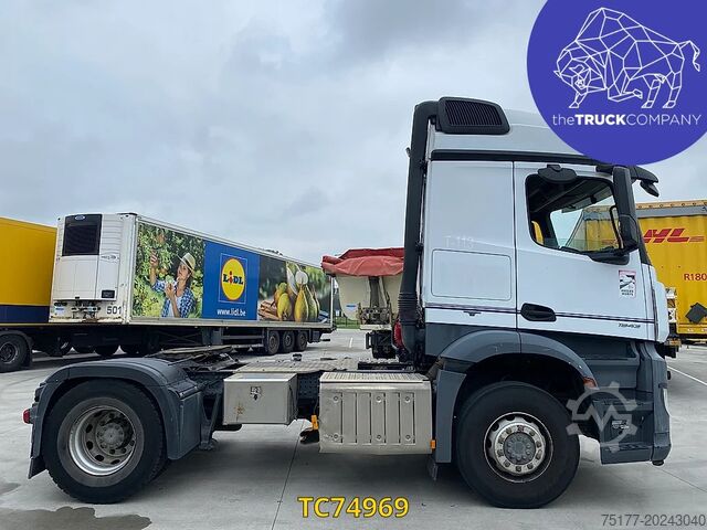 Standart-SZM Mercedes-Benz Arocs 1943