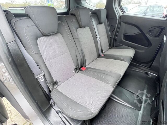 Minibüs Mercedes-Benz Citan LED AHK 5Sitze Verkehrz.