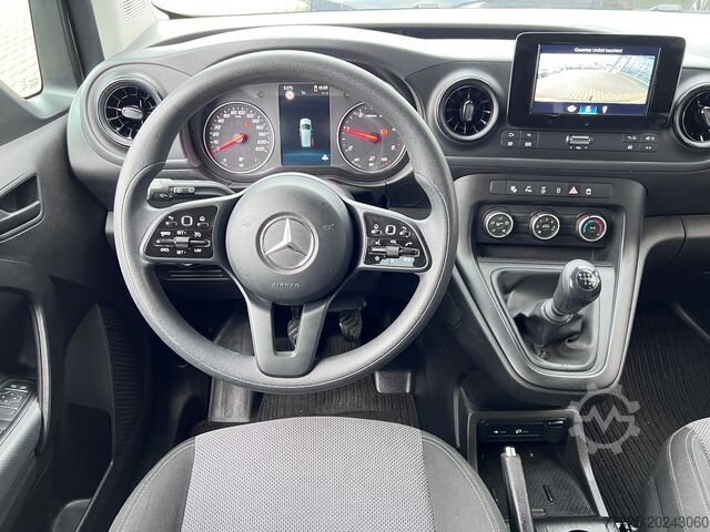 Minibüs Mercedes-Benz Citan LED AHK 5Sitze Verkehrz.