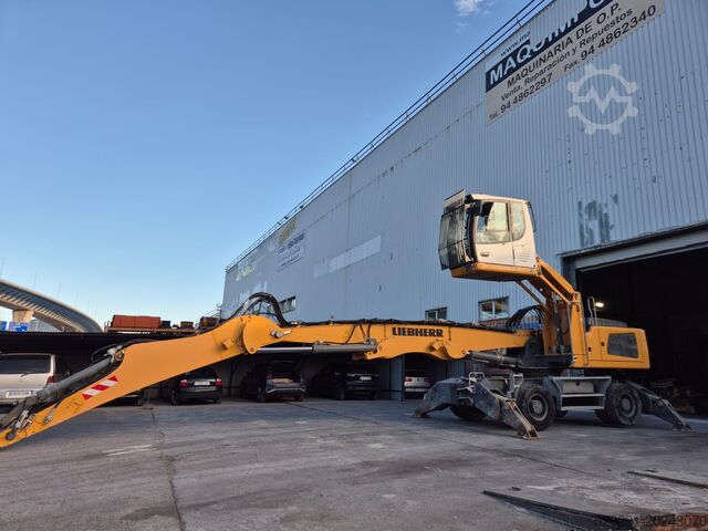 Manutentionnaire LIEBHERR LH30M