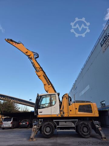 Manutentionnaire LIEBHERR LH30M