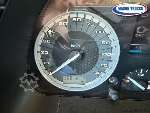 Tractora de carretera estándar Iveco S-Way 530