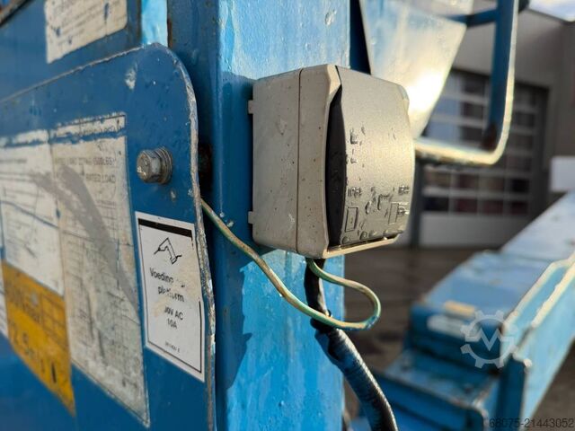 Teleskopisk platform Aichi SR 18 A