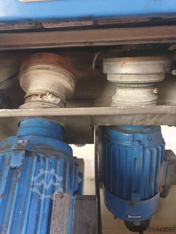 Brousicí stroj na sklo Battellino FP4