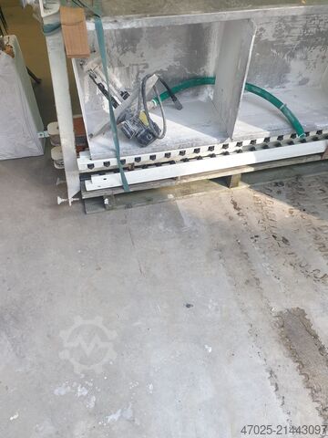 Brousicí stroj na sklo Battellino FP4