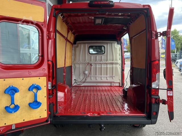 Furgoneta de caja alta FIAT Ducato 140 L2H2 Klima Tempomat Standheizung AHK