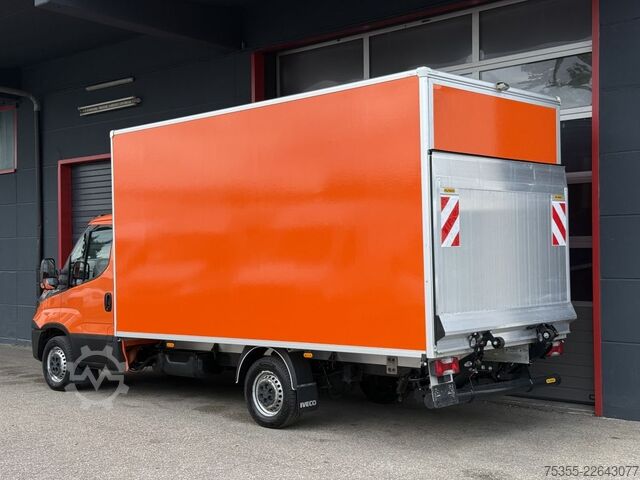 Furgão fechado IVECO Daily 35S14A Hi-Matic Klima 4,35m Kamera LBW