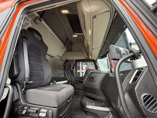 Trator de grande volume IVECO S-WAY AS440S46 Klima NAVI Intarder ACC CornerEye