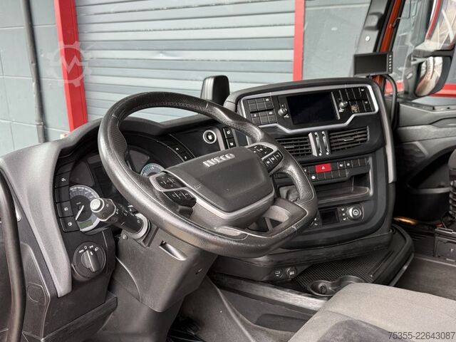 Trator de grande volume IVECO S-WAY AS440S46 Klima NAVI Intarder ACC CornerEye