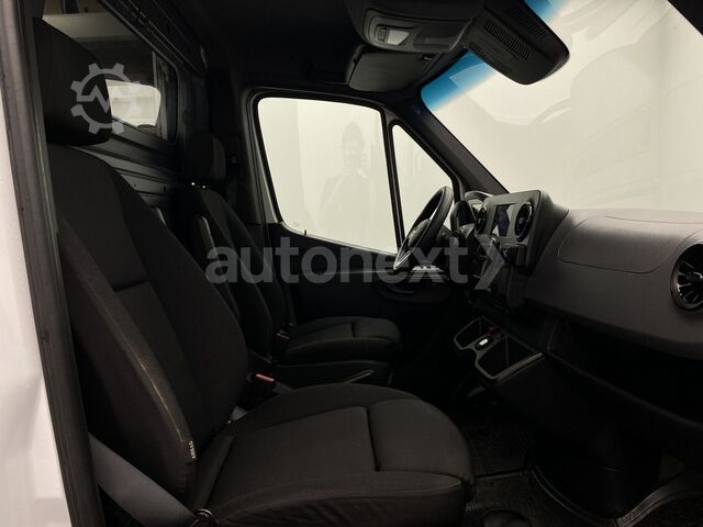 Furgon z wysokim dachem MERCEDES-BENZ Sprinter 516 *4x4* WERKSTATT+230V+AHK+LED (0815)