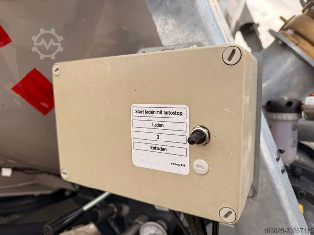Tankoplegger D-TEC Gülletanker 30m³ mit Zwangslenkung