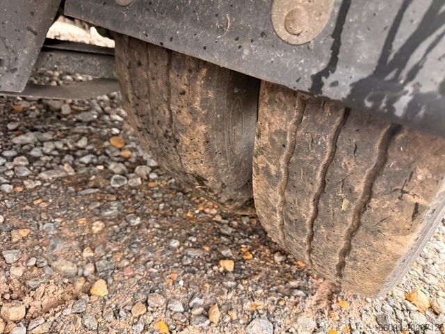 Dieplader oplegger Wiese Gabelstaplertransporter Rampe Mega Lowline