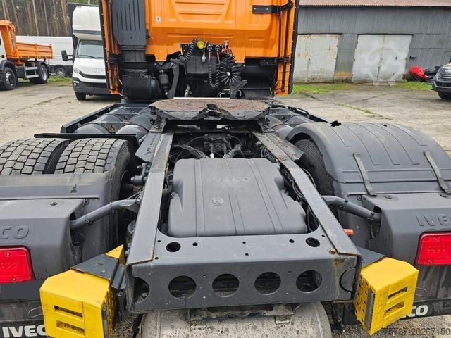 Standaard trekker IVECO 460 S-Way CNG Zylinderkopf u.a. neu
