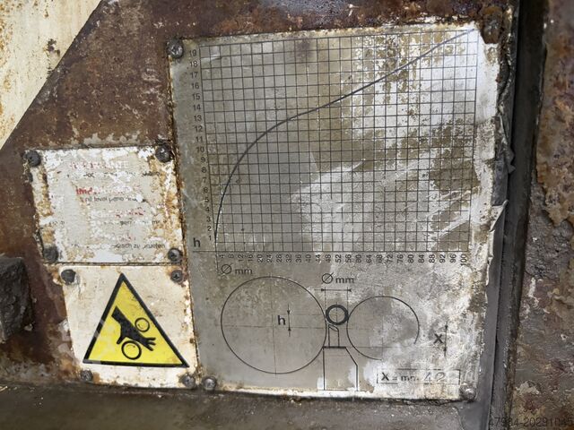 Centreerloze rondslijpmachine Ghiringhelli APG-S