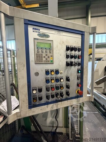 Automatický děrovací lis - transferový lis Müller Weingarten HUQ 630.40