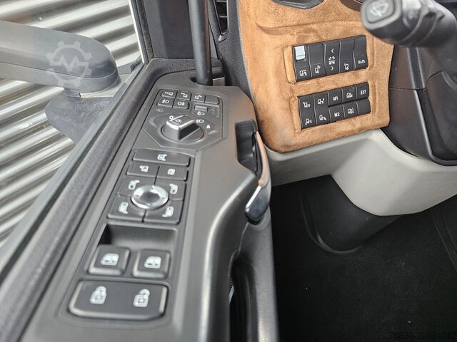 Standard-SZM Scania R580 / V8 / FULL AIR / 6X2 / RETARDER / BOOGIE