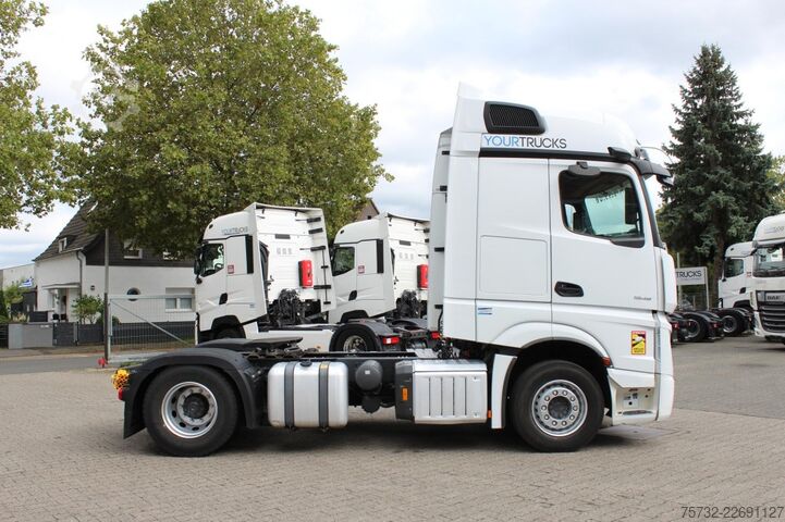 Standardowy ciągnik siodłowy Mercedes-Benz Actros 1848 MP5 Big Space Retarder MirrorCam