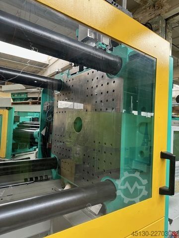 Enjeksiyon kalıplama makinesi Arburg 820S 4000-2100/400