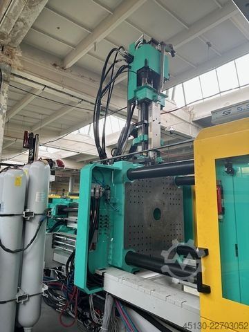 Enjeksiyon kalıplama makinesi Arburg 820S 4000-2100/400