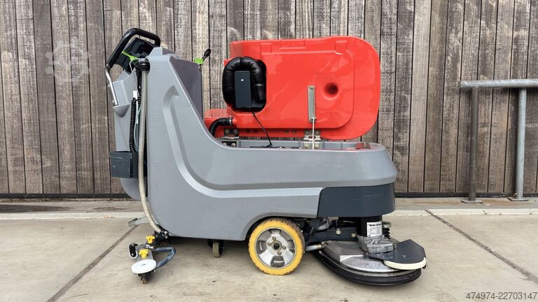 Scheuersaugmaschine HAKO Scrubmaster B70
