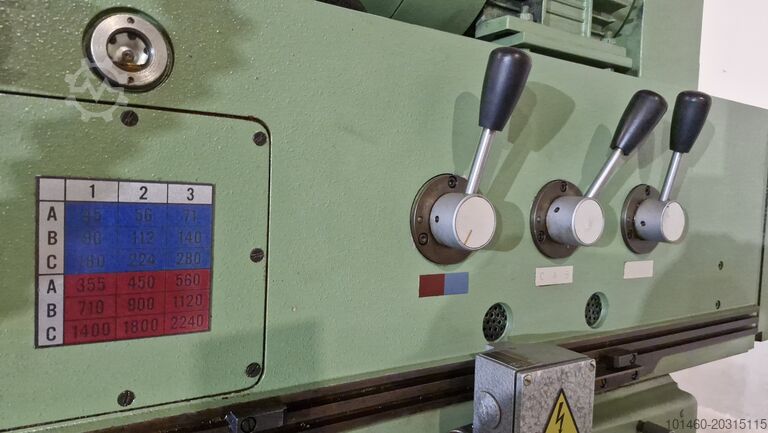 Fresadora convencional TOS OLOMOUC FGS 25/32