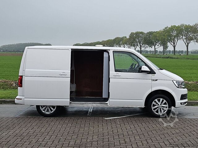 Stationvogn med højt tag VOLKSWAGEN TRANSPORTER 2.0 TDI L1H1 Airco Euro6 NAP