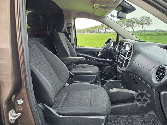 Carrinha de tejadilho alto MERCEDES-BENZ VITO