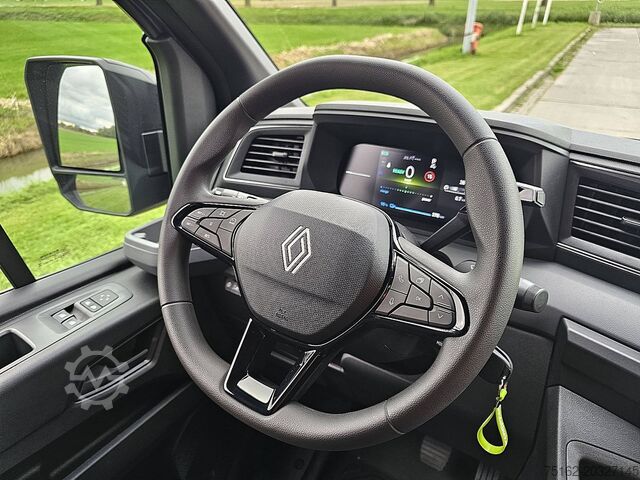 Bestelauto RENAULT MASTER L2H2 408Km WLTP Navi